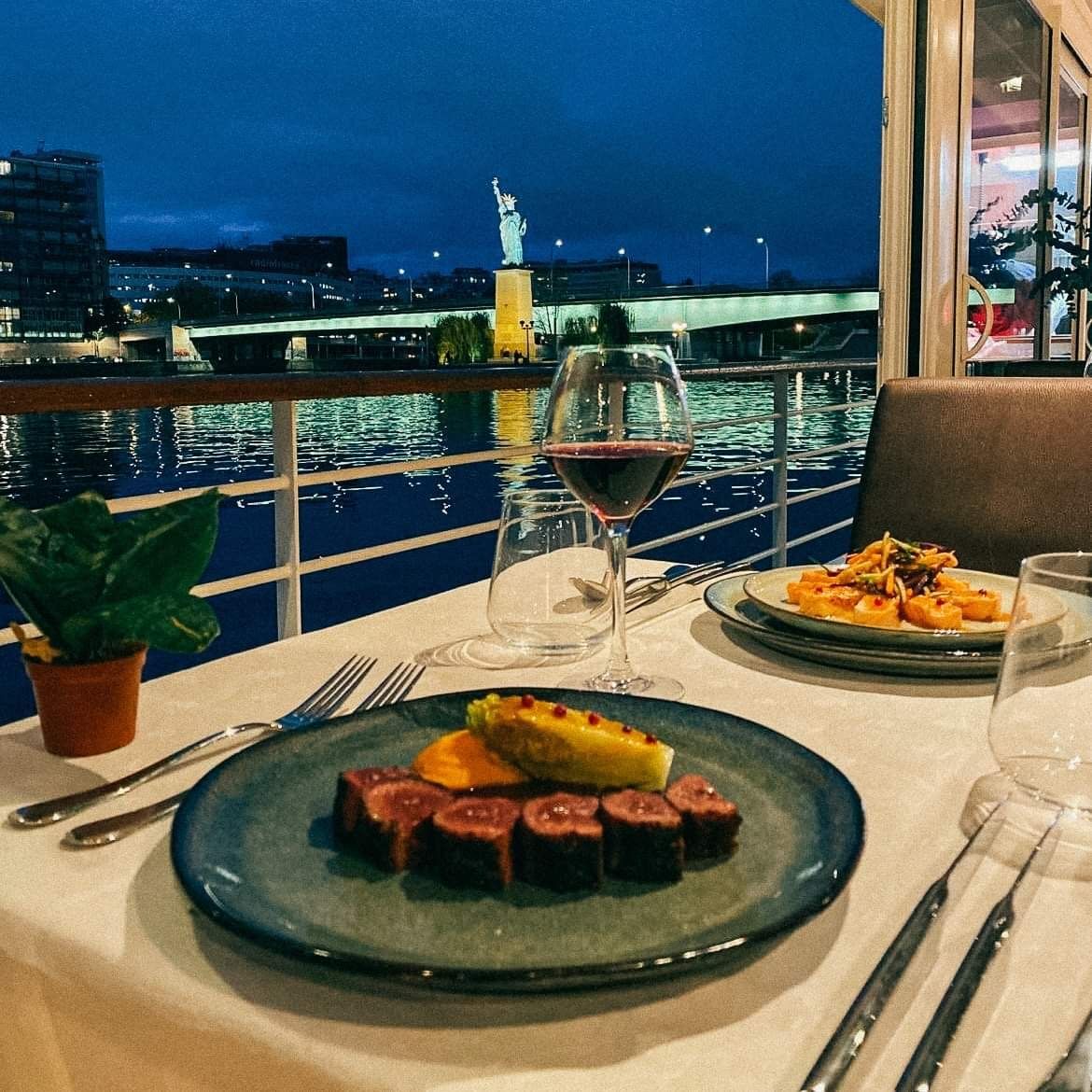 restaurant-couple-cadeau-paris
