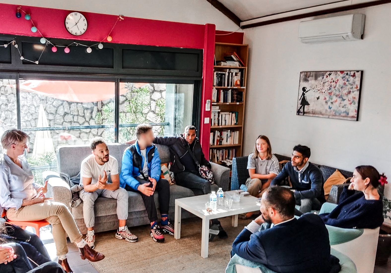 Mise au point sur le positionnement de Wake up Café